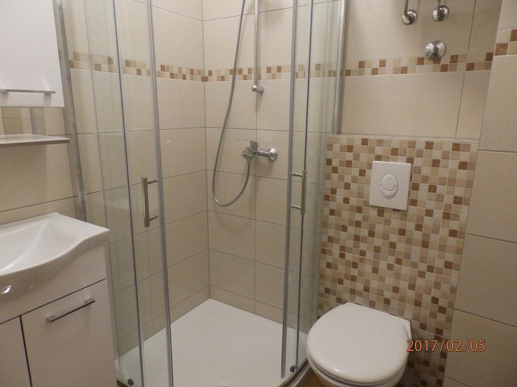 Apartments Ruzica Zaostrog Ngoại thất bức ảnh